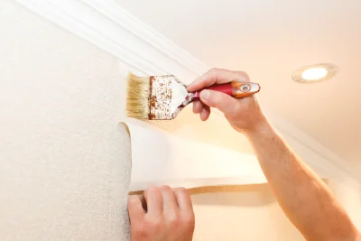 Pose de papier peint aux Maillys — revêtements muraux et toiles de verre